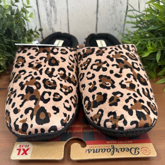 Dearfoams Women's Quilted Velour Clog Leopard House Slippers Size XL (11-12) - Picture 3 of 7